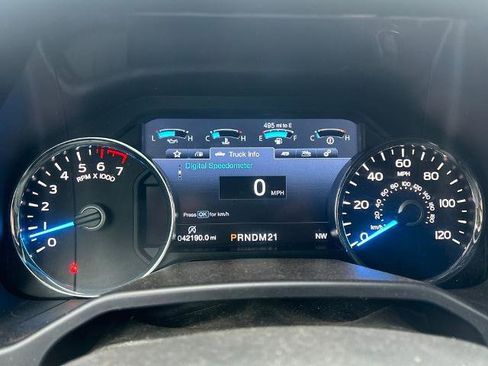 Certified 2017 Ford F150 Lariat image 22