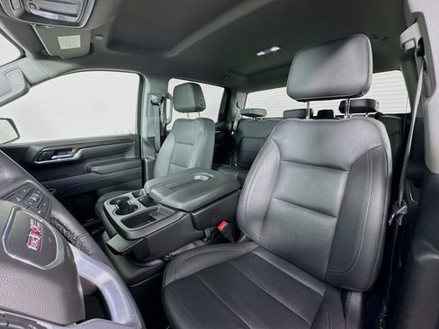 Used 2025 GMC Sierra 1500 SLT image 11