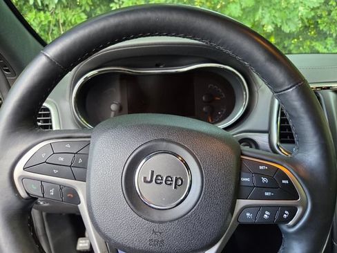 Used 2018 Jeep Grand Cherokee High Altitude AWD/4WD image 15