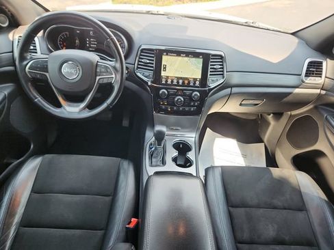 Used 2021 Jeep Grand Cherokee Laredo X AWD/4WD image 20
