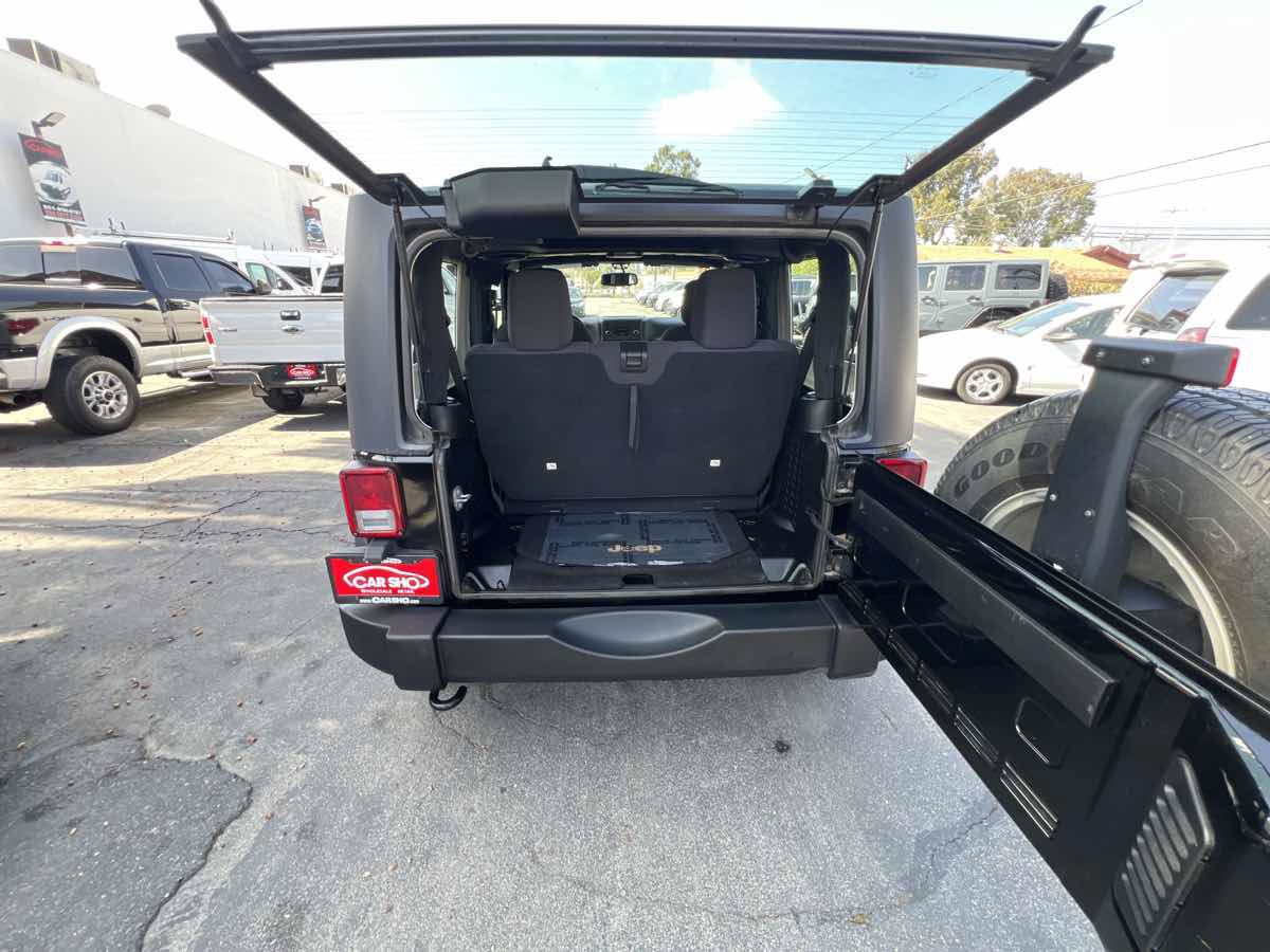 Used 2014 Jeep Wrangler Sport w/ Quick Order Package 24S AWD/4WD image 19