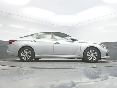 Used 2021 Nissan Altima 2.5 S image 35