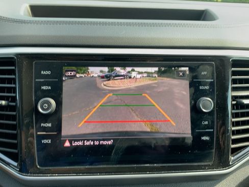 Used 2022 Volkswagen Atlas SE w/ Panoramic Sunroof Package AWD/4WD image 27