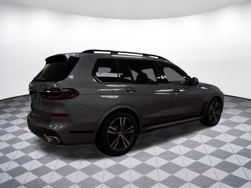 New 2026 BMW X7 xDrive40i image 8