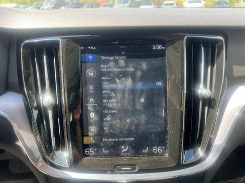 Used 2020 Volvo S60 T5 Momentum w/ Protection Package Premier FWD image 26