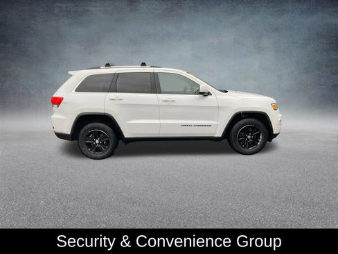 Used 2017 Jeep Grand Cherokee Laredo w/ Quick Order Package 23E image 8