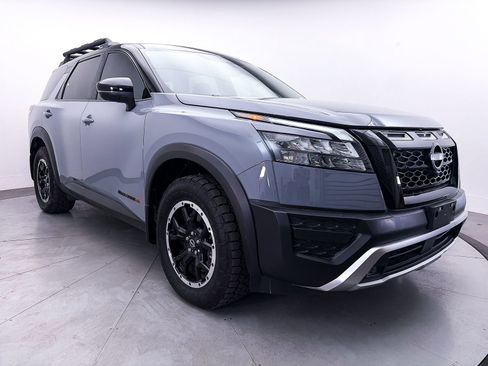 Used 2024 Nissan Pathfinder Rock Creek AWD/4WD image 9