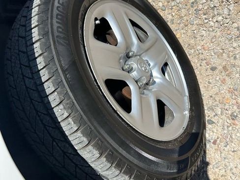 Used 2012 Toyota RAV4 4WD w/ Value Pkg image 45