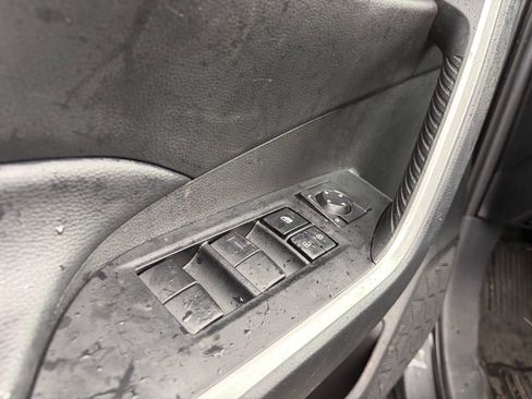 Used 2025 Toyota RAV4 LE FWD image 5