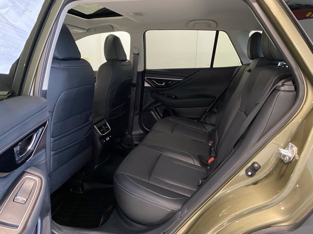 Used 2024 Subaru Outback Limited AWD/4WD image 13