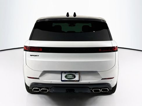 Used 2025 Land Rover Range Rover Sport Autobiography AWD/4WD image 6