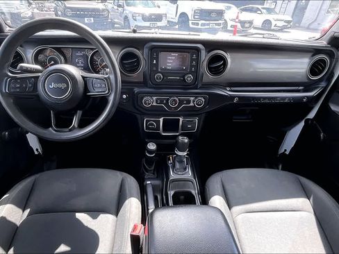 Used 2019 Jeep Wrangler Sport AWD/4WD image 10