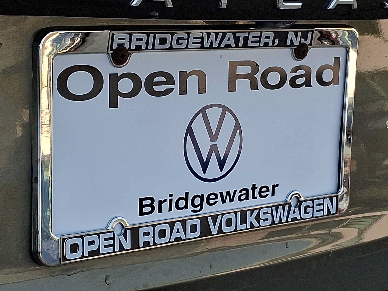 Certified 2024 Volkswagen Atlas Peak Edition SE AWD/4WD image 30