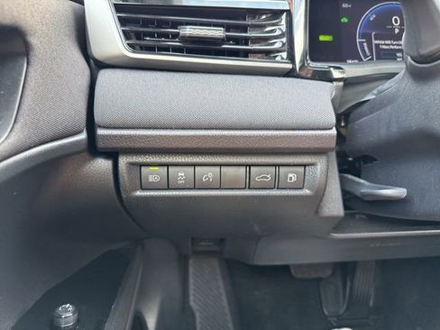 Used 2025 Toyota Camry LE image 20