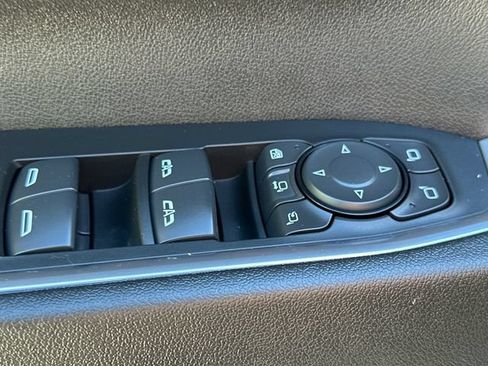 Certified 2024 Chevrolet Silverado 2500 High Country w/ Technology Package AWD/4WD image 29