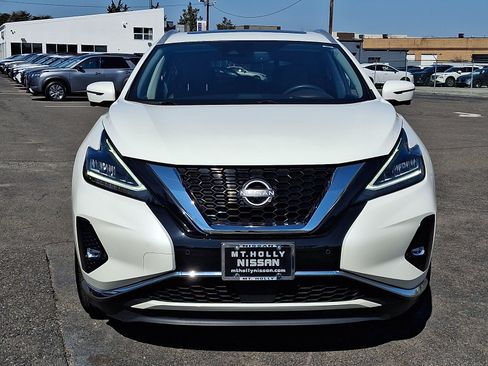 Certified 2023 Nissan Murano Platinum w/ Cargo Package AWD/4WD image 2