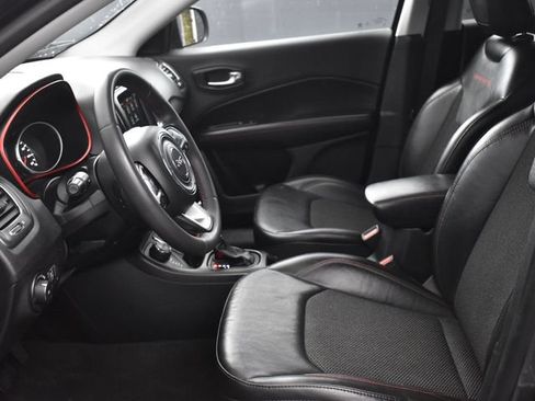 Used 2021 Jeep Compass Trailhawk AWD/4WD image 9