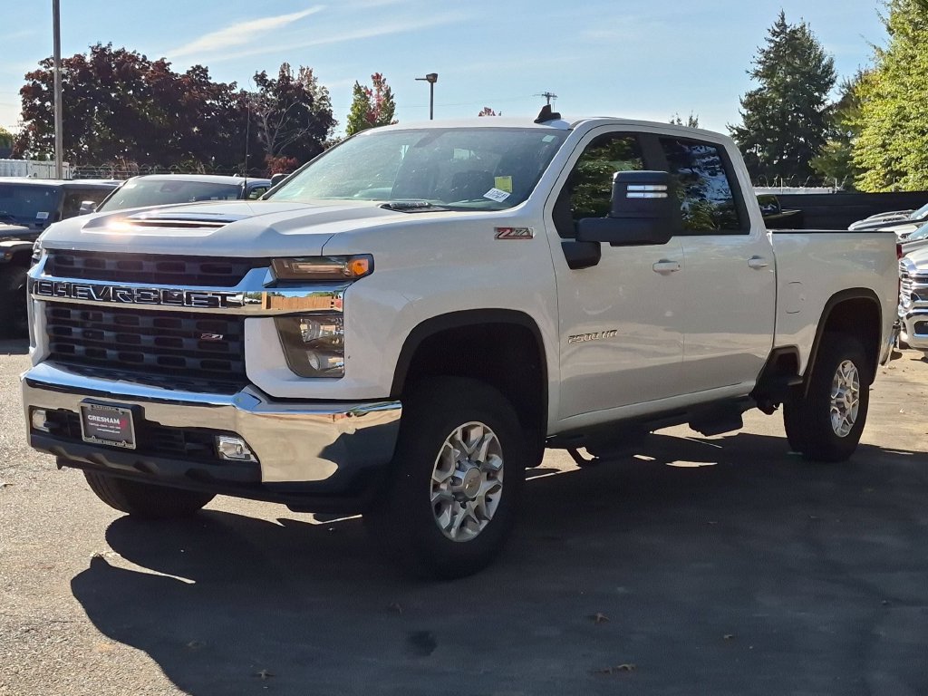 Used 2022 Chevrolet Silverado 2500 LT w/ Convenience Package AWD/4WD image 3
