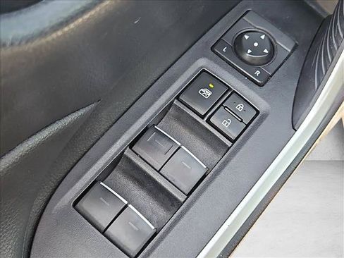 Used 2024 Toyota RAV4 XLE FWD image 11