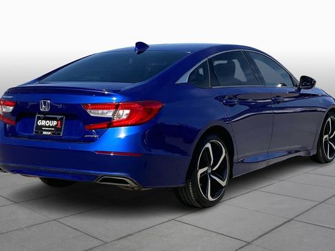 Used 2018 Honda Accord Sport image 13