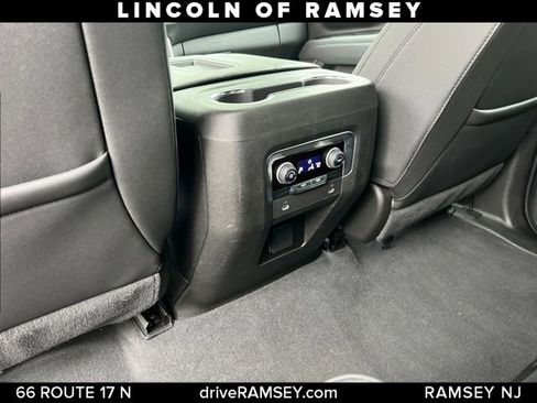 Used 2022 Chevrolet Tahoe LT image 18