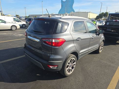 Used 2021 Ford EcoSport Titanium image 6