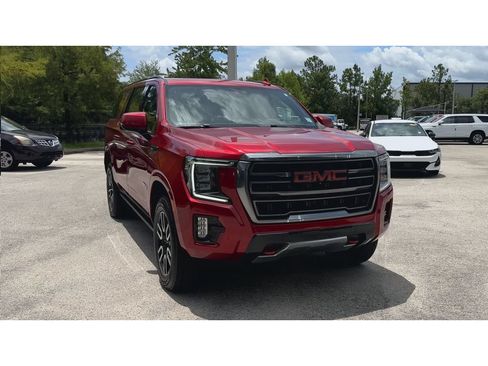 Certified 2021 GMC Yukon XL AT4 w/ AT4 Premium Package AWD/4WD image 3