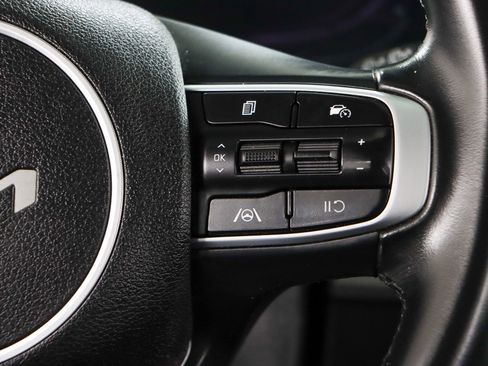 Used 2023 Kia Sportage EX FWD image 14