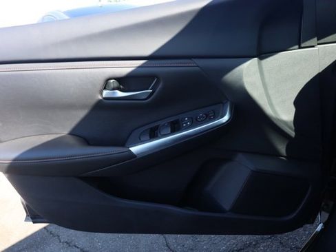 New 2025 Nissan Sentra 2.0 SR image 22