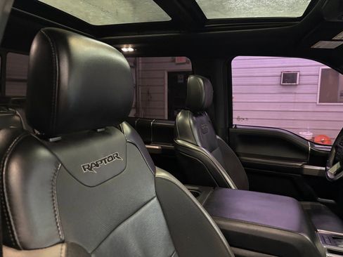 Used 2020 Ford F150 Raptor w/ Equipment Group 801A Mid image 27