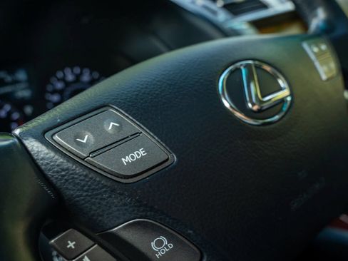 Used 2012 Lexus LS 460 w/ Comfort Pkg RWD image 26