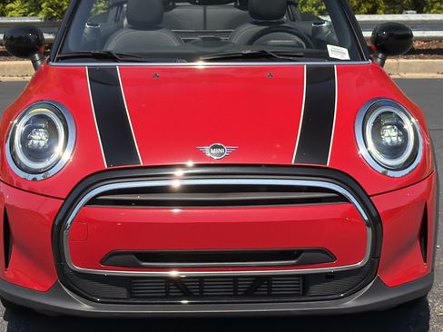 Used 2024 MINI Cooper Convertible FWD image 18