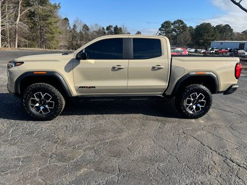Certified 2024 GMC Canyon AT4X image 2