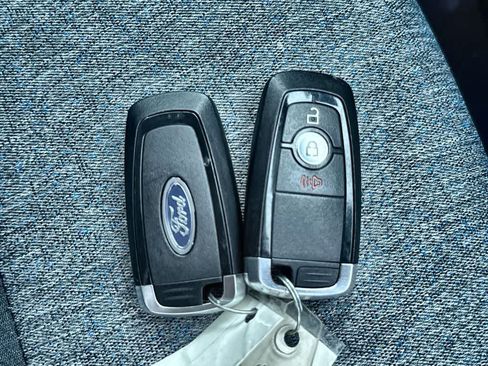 Used 2025 Ford Maverick XLT FWD image 28