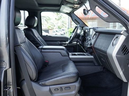 Used 2016 Ford F350 Lariat w/ Lariat Ultimate Package AWD/4WD image 43