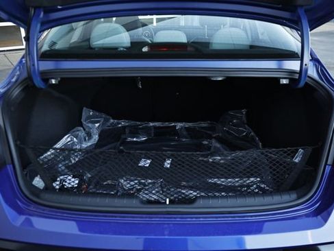 New 2026 Hyundai Elantra Limited image 5