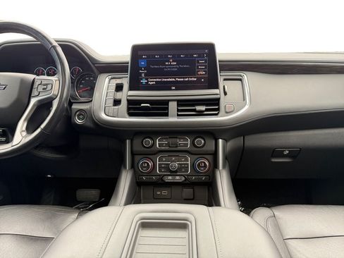 Used 2021 Chevrolet Tahoe Z71 w/ Z71 Signature Package AWD/4WD image 12