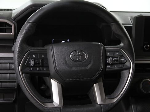 Used 2025 Toyota 4Runner SR5 image 7