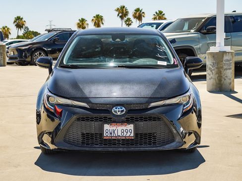 Used 2021 Toyota Corolla LE w/ Carpet Mat Package (TMS) FWD image 2