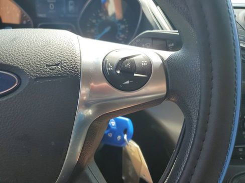 Used 2015 Ford Escape SE AWD/4WD image 19