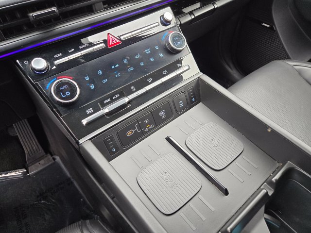 Used 2024 Hyundai Santa Fe Calligraphy FWD image 18