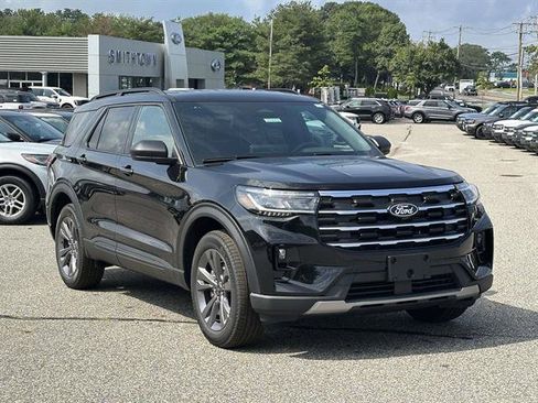 New 2027 Ford Explorer Active w/ Active Comfort Package AWD/4WD image 2