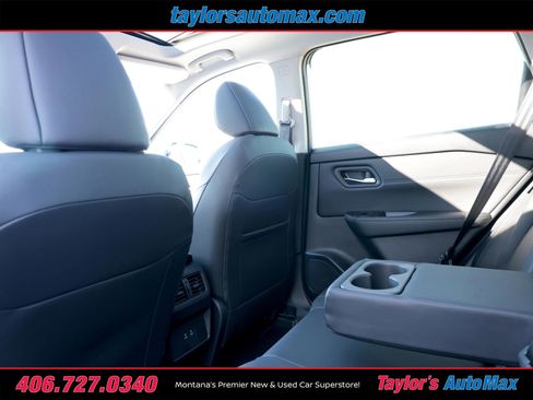 New 2026 Nissan Rogue SV image 34