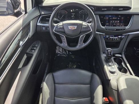 Used 2021 Cadillac XT5 Premium Luxury FWD image 14