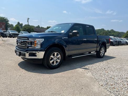 Used 2018 Ford F150 XLT w/ Equipment Group 302A Luxury AWD/4WD image 4