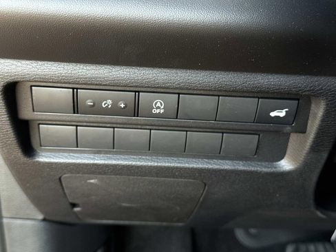 New 2026 Mitsubishi Outlander SE FWD image 40