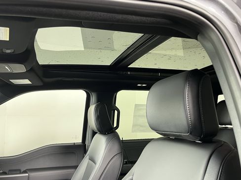 New 2025 Ford F150 Lariat w/ Equipment Group 502A High image 19