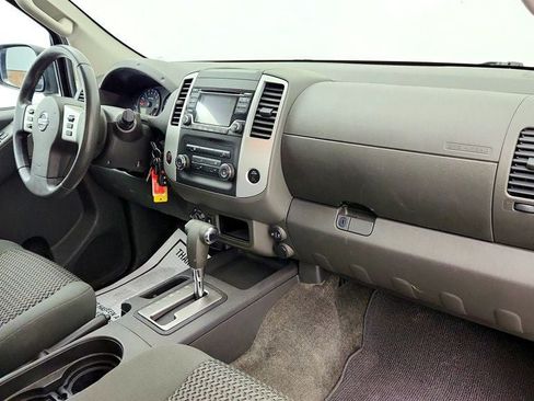 Used 2017 Nissan Frontier SV AWD/4WD image 21