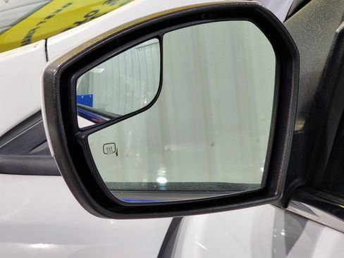 Used 2019 Ford Escape SEL image 34