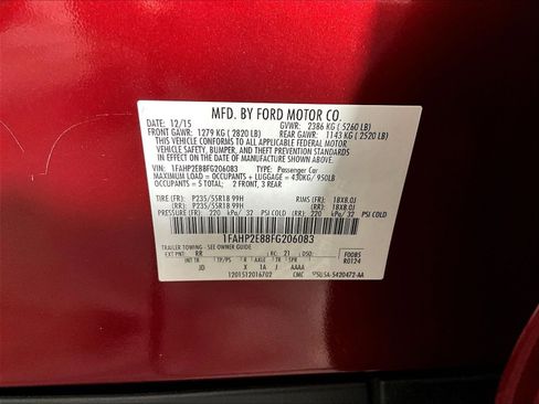 Used 2015 Ford Taurus SEL w/ Equipment Group 201A FWD image 19